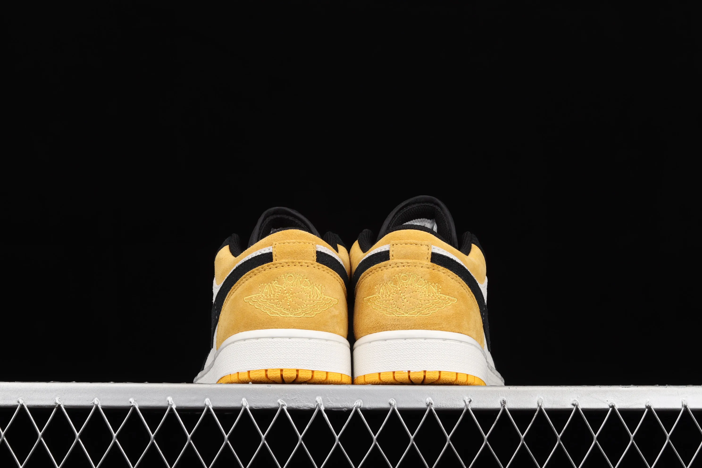 All categories Air Jordan Jordan series basketball shoes Air Jordan 1 Low X version Air Jordan 1 Low AJ1 Joe 1 low-top cultural and leisure sports sneakers 553558-127